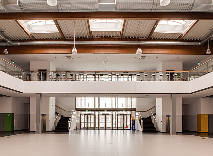 EXPO-Krakow-lobby-2.jpg