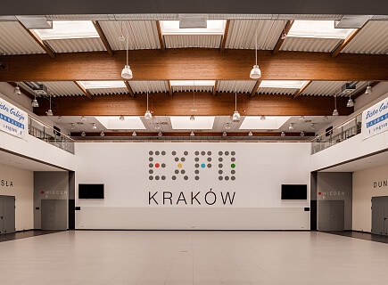 EXPO-Krakow-lobby-1.jpg