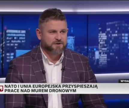 Firefly_Gemini Flash_zdjęcie jeszcze bardzij w wyższej rozdzielczości i jakości 999653.png